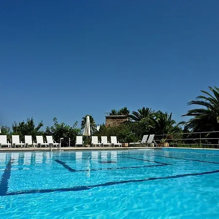 Predio Son Serra Hotel 4*